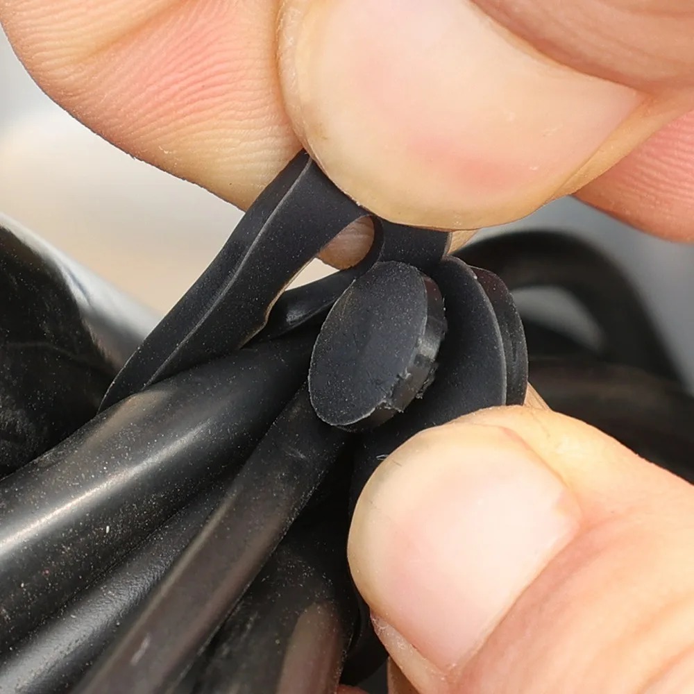 Sangle de câble en caoutchouc  - Car Cable Organizer avis et prix